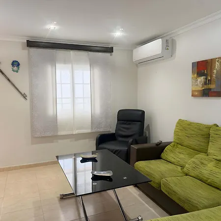 Apartment De 2 Y Balcon Cerca De La Playa