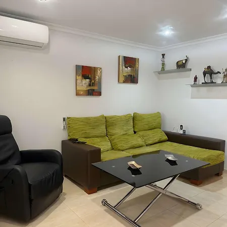 Apartment De 2 Y Balcon Cerca De La Playa *