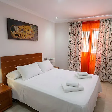 De 2 Y Balcon Cerca De La Playa Apartment *